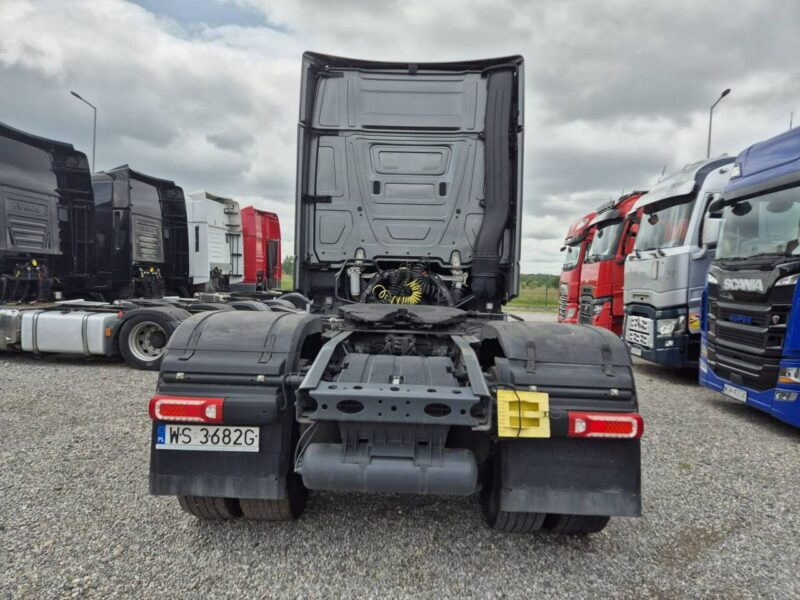 Mercedes Actros