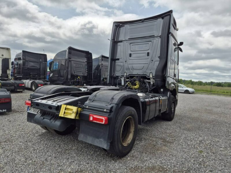 Mercedes Actros
