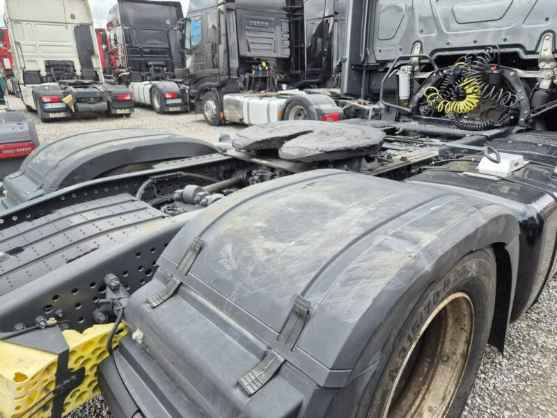 Mercedes Actros