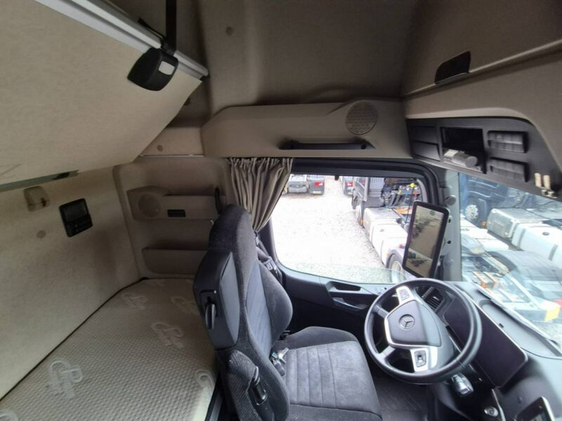 Mercedes Actros