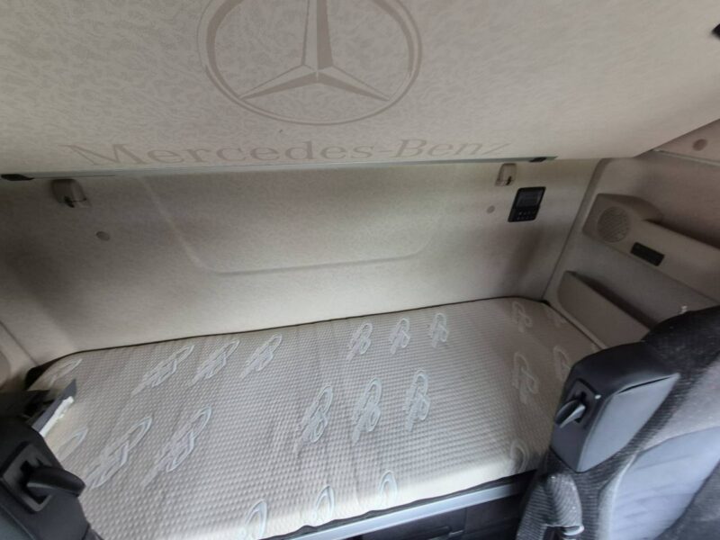 Mercedes Actros