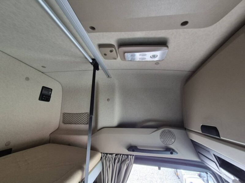 Mercedes Actros
