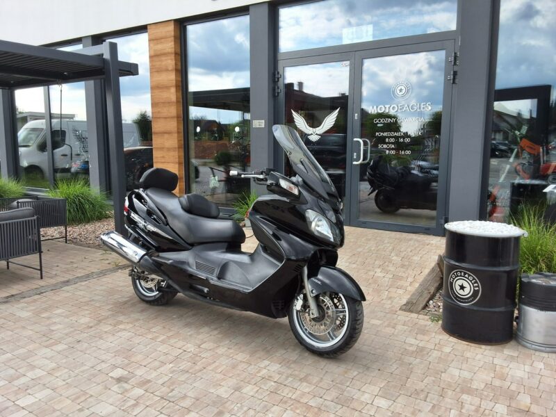 Suzuki Burgman Bezwypadkowy,ładny,opłacony,czysty ABS,EXECUTIVE lift Raty