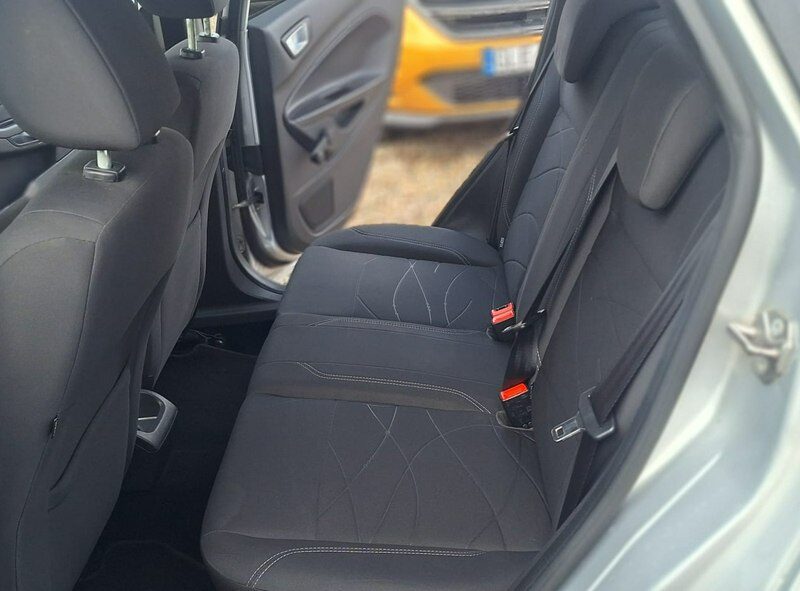 Ford Fiesta super stan mały przebieg klima automat Mk7 (2008-)