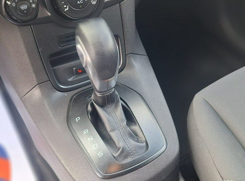 Ford Fiesta super stan mały przebieg klima automat Mk7 (2008-)