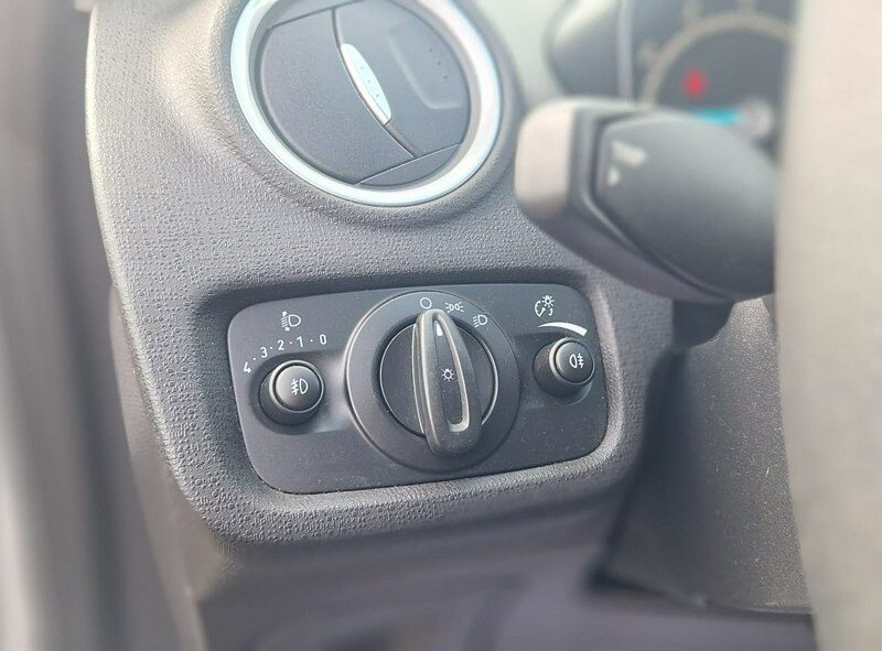 Ford Fiesta super stan mały przebieg klima automat Mk7 (2008-)
