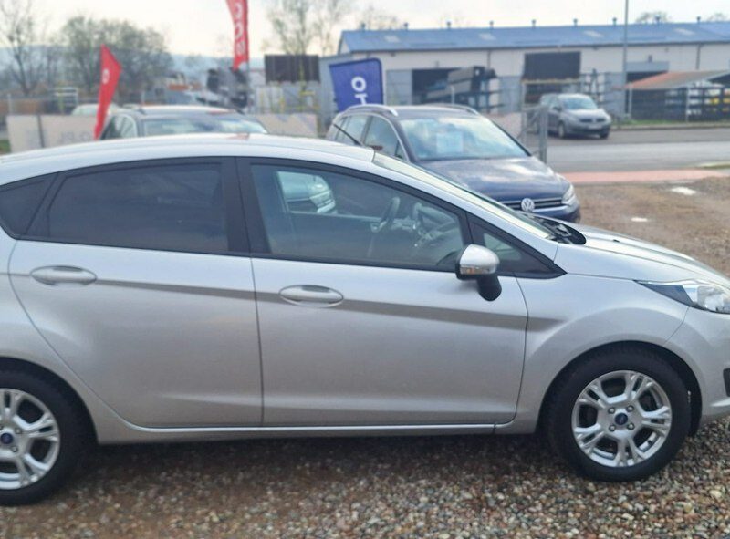 Ford Fiesta super stan mały przebieg klima automat Mk7 (2008-)
