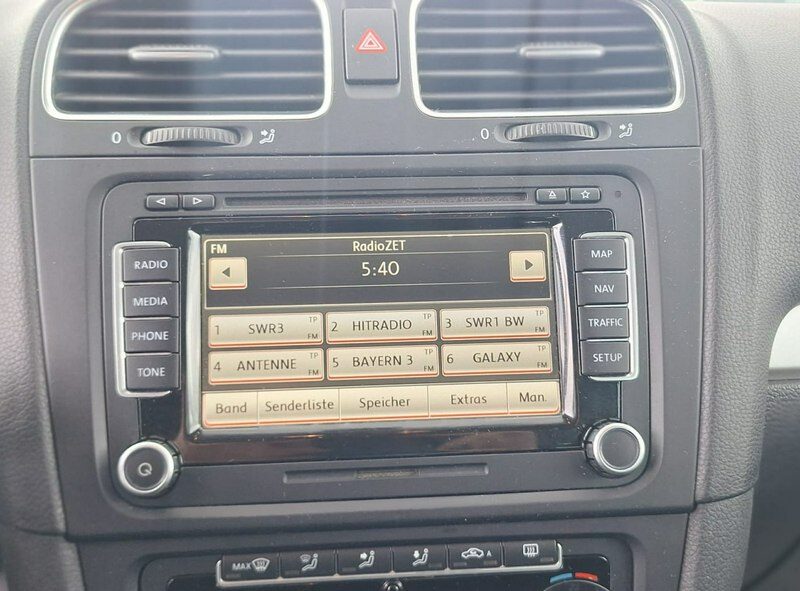 Volkswagen Golf Highline Climatronic common rail ledy bixenon panorama alkantara navi VI (2008-2012)