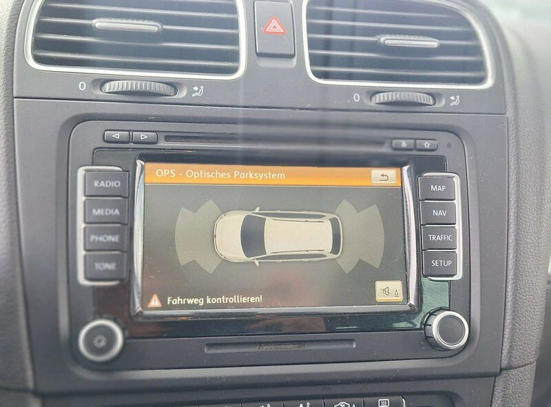 Volkswagen Golf Highline Climatronic common rail ledy bixenon panorama alkantara navi VI (2008-2012)