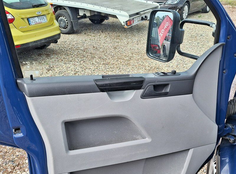 Volkswagen Transporter klima 6 osobowy