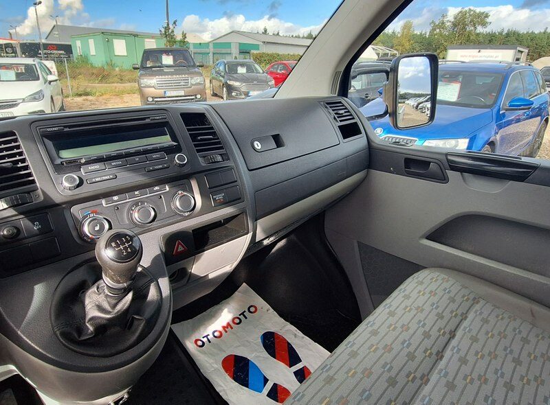 Volkswagen Transporter klima 6 osobowy
