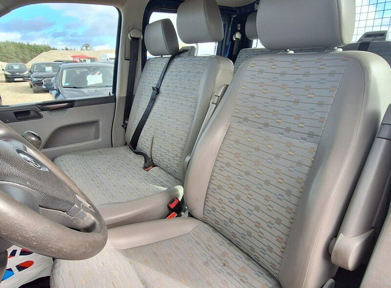 Volkswagen Transporter klima 6 osobowy