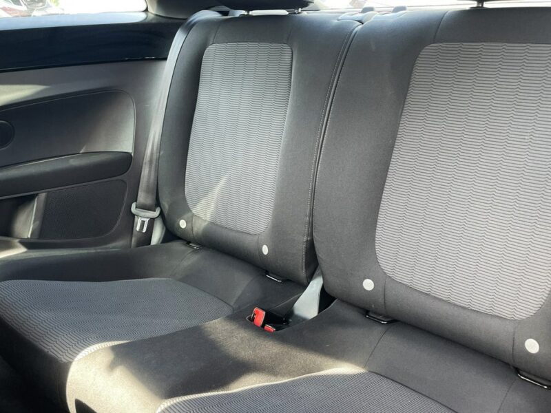 Volkswagen New Beetle Czarny - Android - 140km III (2011-)