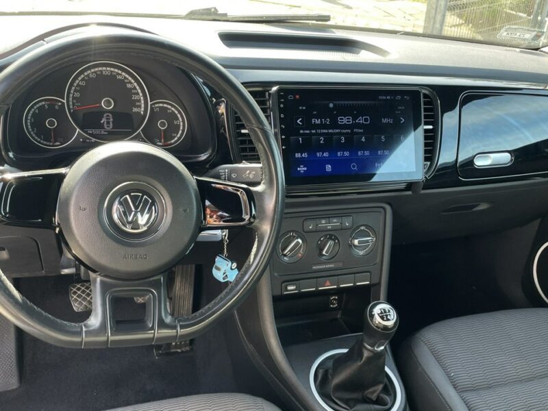 Volkswagen New Beetle Czarny - Android - 140km III (2011-)