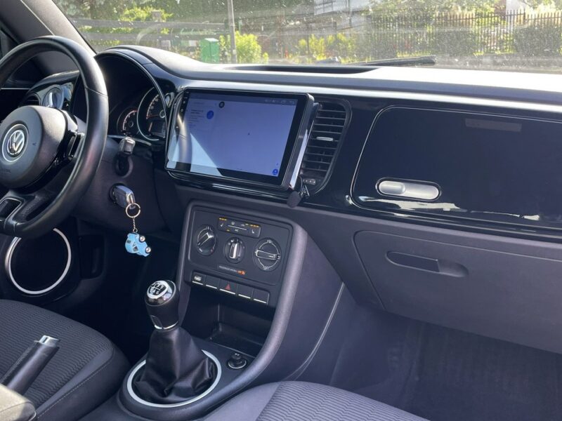 Volkswagen New Beetle Czarny - Android - 140km III (2011-)
