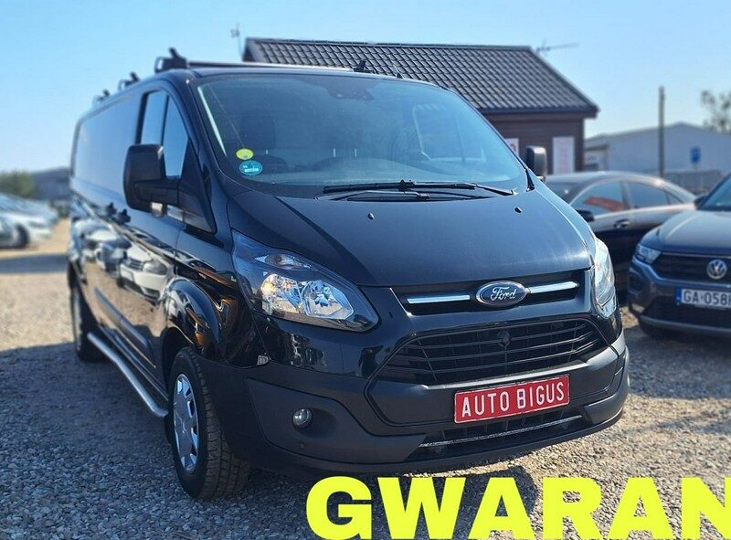 Ford Transit Custom long skrzydełka czujniki parkowania przód i tył klima super stan