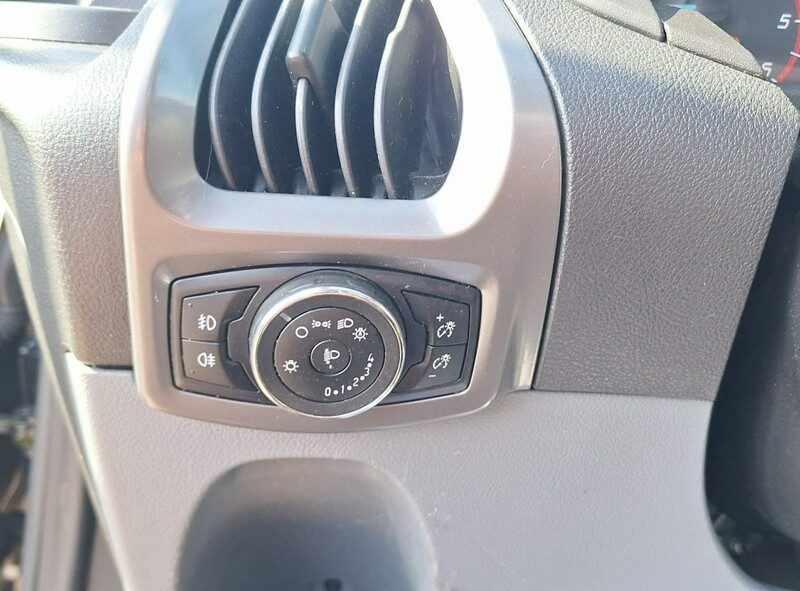 Ford Transit Custom long skrzydełka czujniki parkowania przód i tył klima super stan