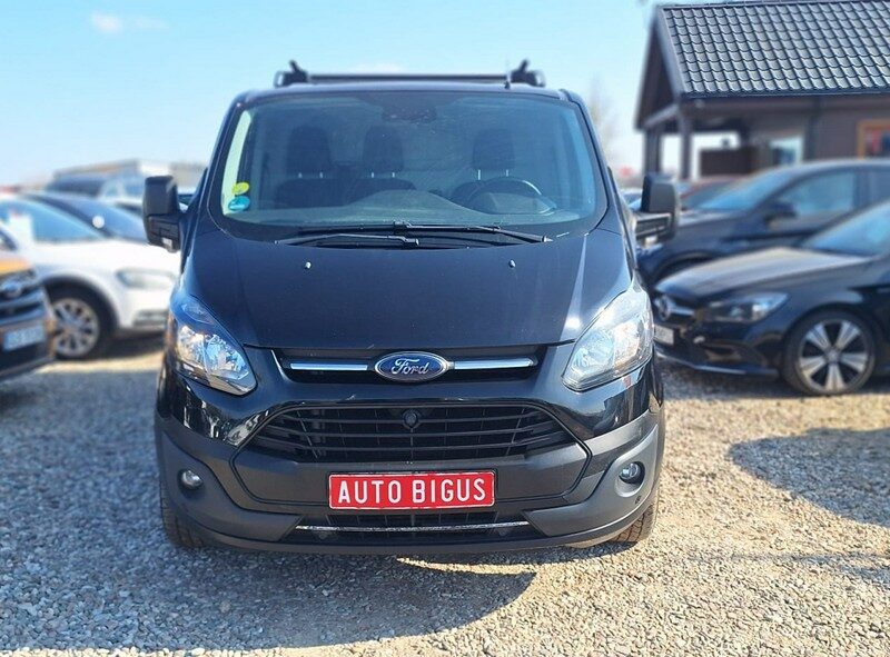 Ford Transit Custom long skrzydełka czujniki parkowania przód i tył klima super stan