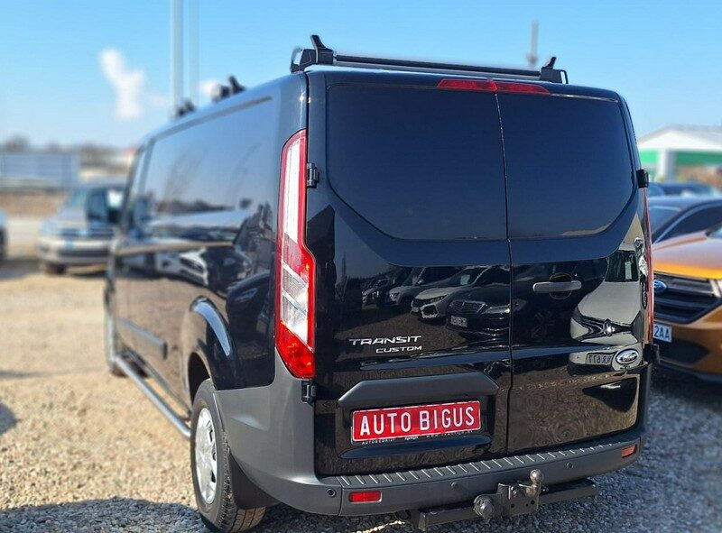 Ford Transit Custom long skrzydełka czujniki parkowania przód i tył klima super stan