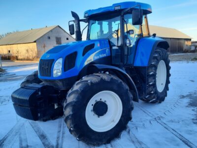New Holland T7510