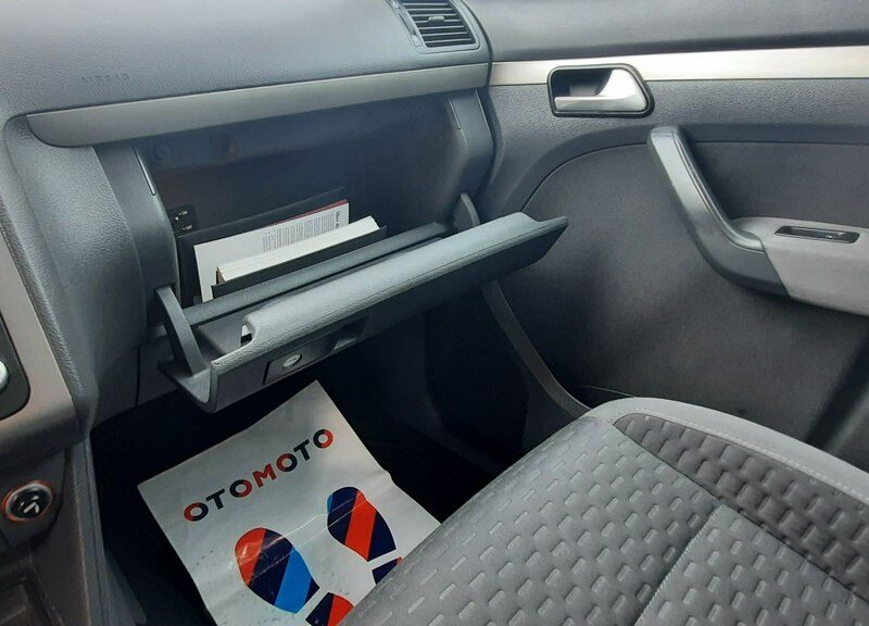 Volkswagen Touran Lift 1.9Tdi Climatronic super stan zarejestrowany I (2003-2010)