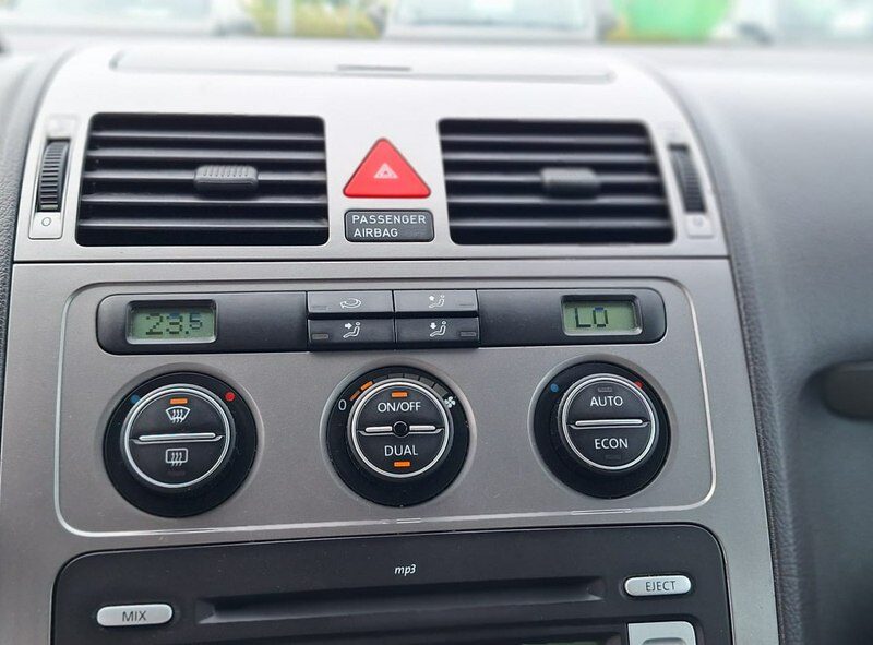 Volkswagen Touran Lift 1.9Tdi Climatronic super stan zarejestrowany I (2003-2010)
