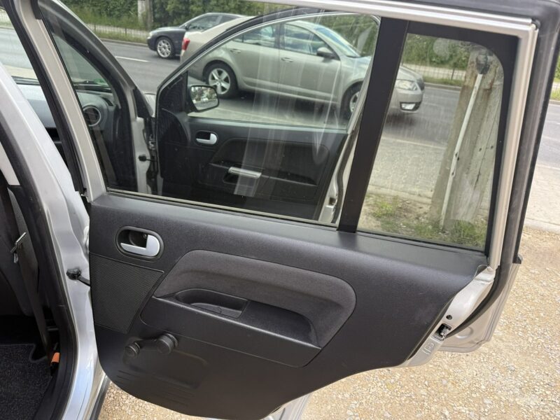 Ford Fusion AUTOMAT*1.6*101PS*KLIMATRON*ESP*Grzana*szyba*el*szyby*luste*1wł*Niemcy