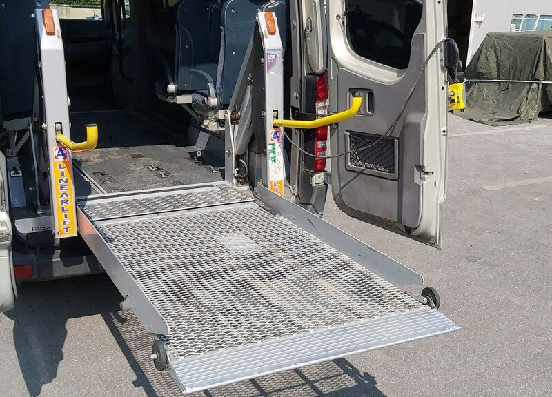 Mercedes Sprinter 2.2cdi 9 osobowy winda dla niepełnosprawnych III (2006-)