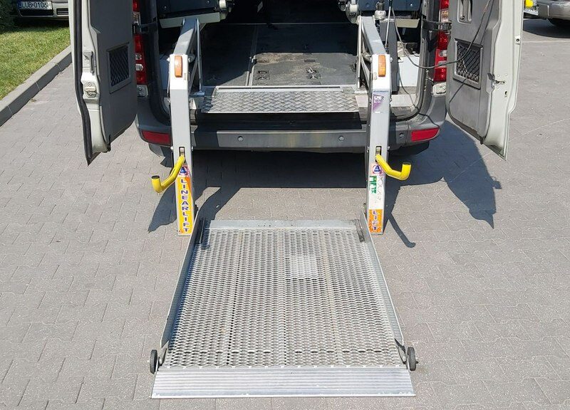 Mercedes Sprinter 2.2cdi 9 osobowy winda dla niepełnosprawnych III (2006-)