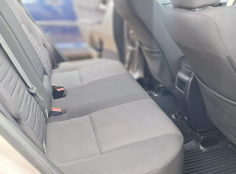 Toyota Auris duza navi kamera cofania ledy II (2012-)