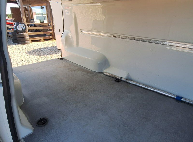 Volkswagen Transporter chłodnia LONG klima mod 2021