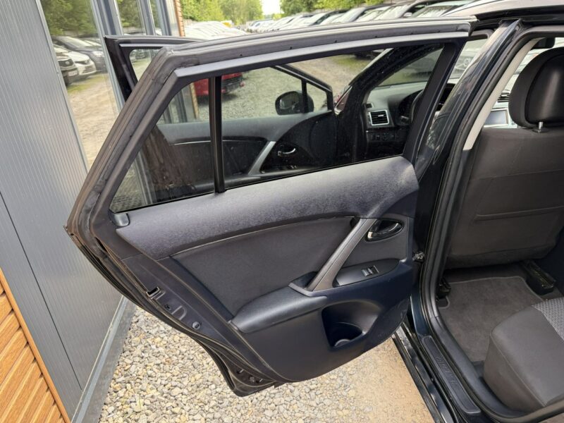 Toyota Avensis 2.0*124PS*169*TYS*KM*Kamera*Cofania*NAVI*kolor*ALU*klimatronik*ESP III (2009-)