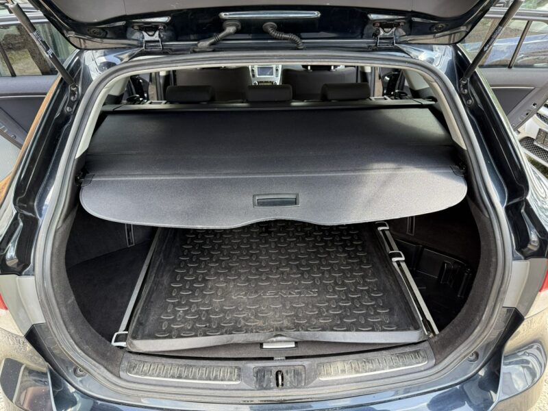 Toyota Avensis 2.0*124PS*169*TYS*KM*Kamera*Cofania*NAVI*kolor*ALU*klimatronik*ESP III (2009-)