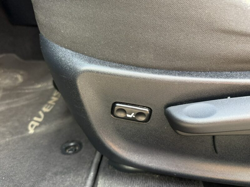 Toyota Avensis 2.0*124PS*169*TYS*KM*Kamera*Cofania*NAVI*kolor*ALU*klimatronik*ESP III (2009-)