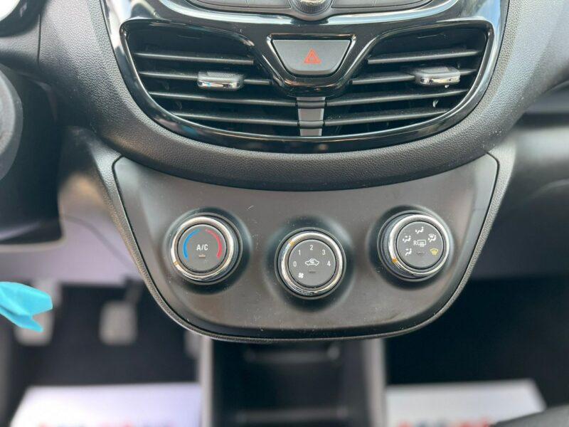 Opel Karl klima mały przebieg Rocks / Viva Rocks I (2015-)