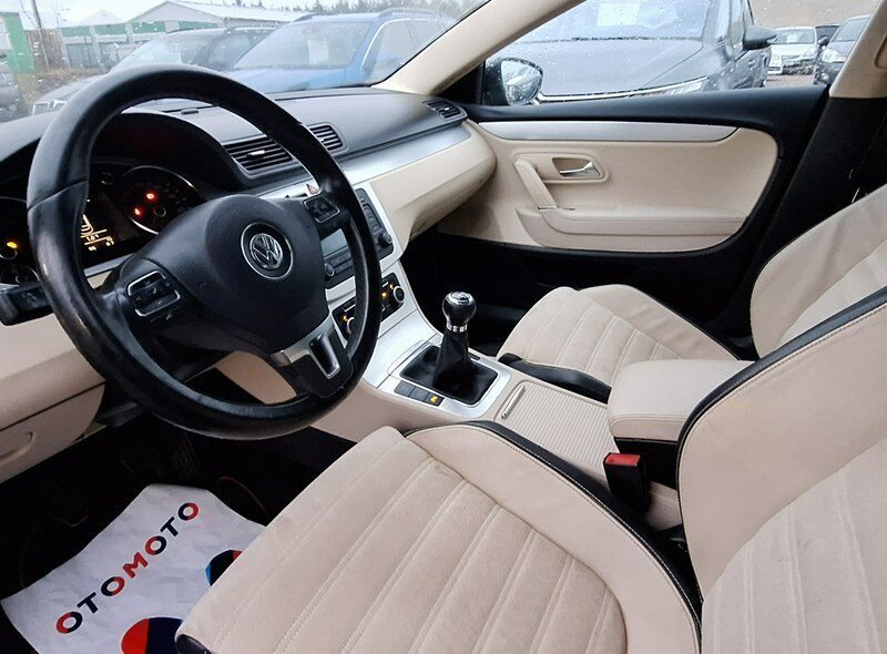 Volkswagen Passat CC mały przebieg