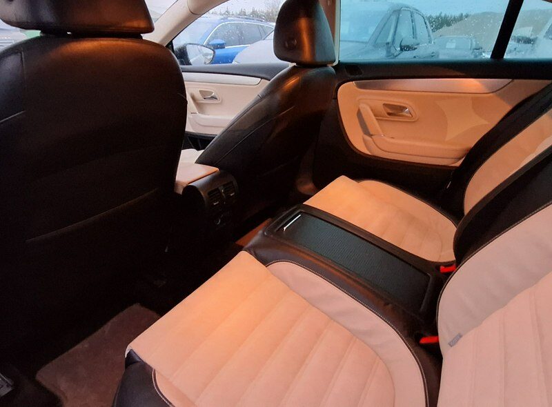 Volkswagen Passat CC mały przebieg