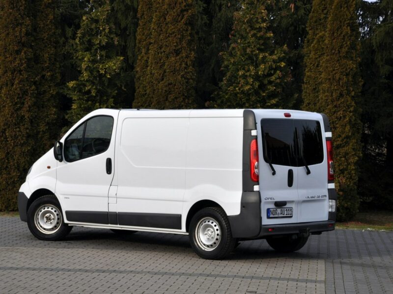 Opel Vivaro 2.5CDTI(145KM)*Klimatyzacja*Hak*I Właściciel*Serwisowany*z Niemiec