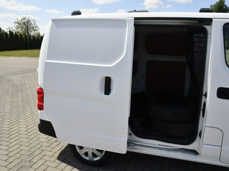 Nissan NV200 1,5dci DUDKI11 2 Osoby,Klimatyzacja,.kredyt.GWARANCJA