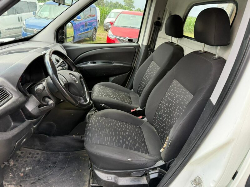 Opel Combo MAXI 1.4Tjet 120KM LPG Mały przebieg 63 tys Nowy Gaz