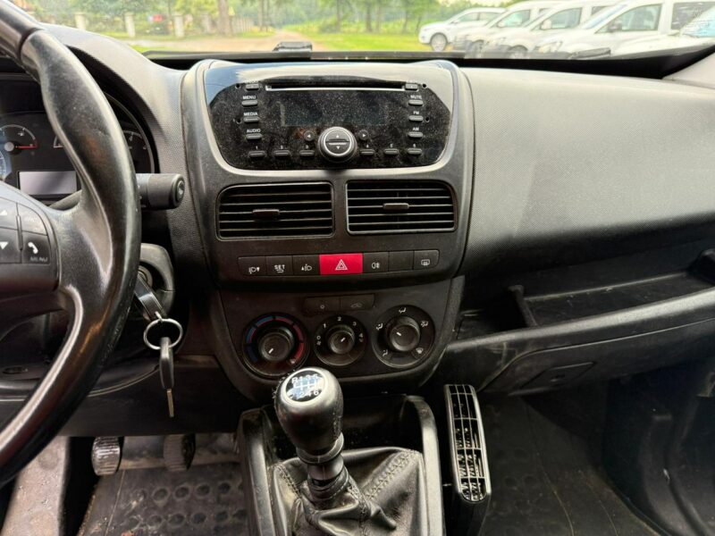 Opel Combo MAXI 1.4Tjet 120KM LPG Mały przebieg 63 tys Nowy Gaz