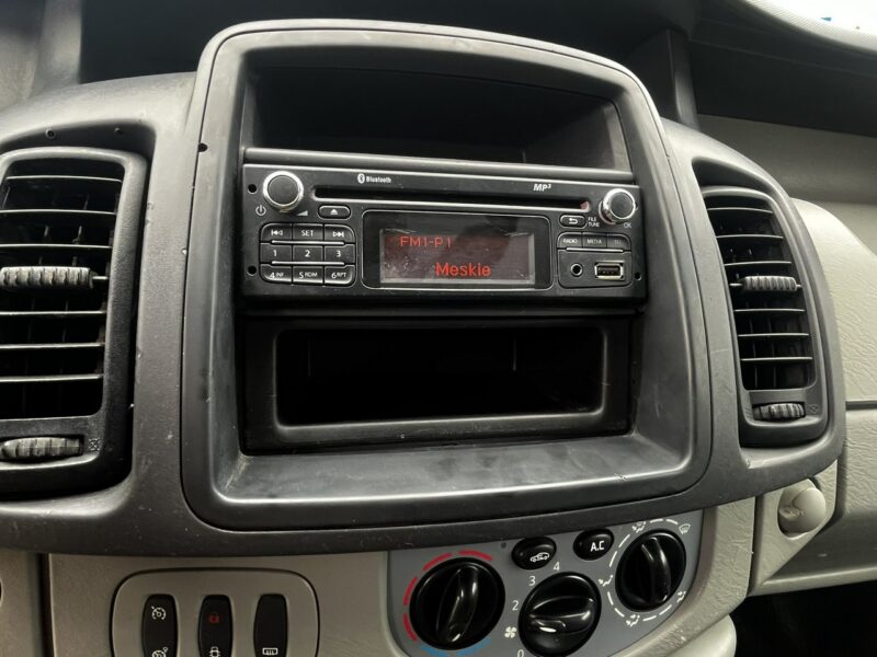 Opel Vivaro Opel Vivaro Lift 2.0CDTi 2014r Navi Klima VAT-1A 3-osobowy Bagażnik!