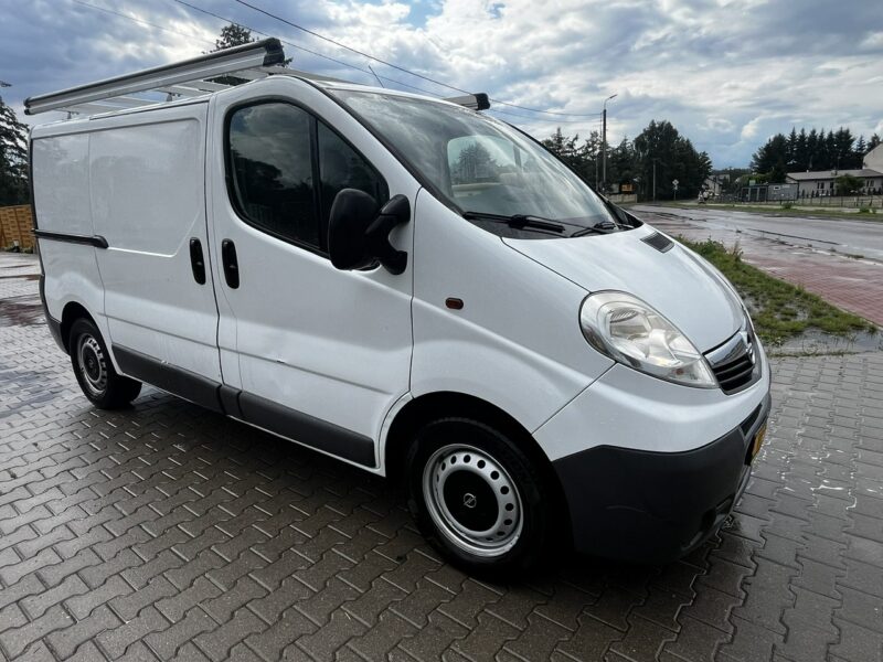 Opel Vivaro Opel Vivaro Lift 2.0CDTi 2014r Navi Klima VAT-1A 3-osobowy Bagażnik!