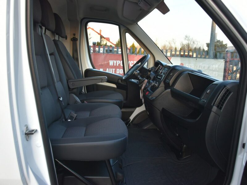 Peugeot Boxer Fiat Ducato L1H1 2.2HDi 120KM 2021r. Klima 3os. blaszak FV23 VAT1