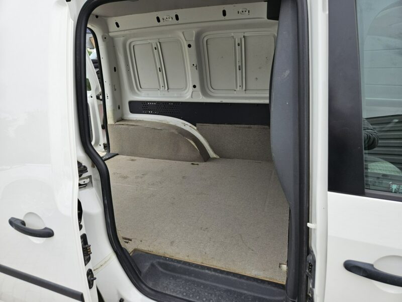 Volkswagen Caddy 1.6 TDI 102KM automat DSG zadbany BEZWYPADKOWY bdb stan