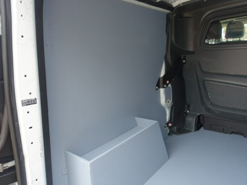 Renault Trafic * R E Z E R W A C J A *