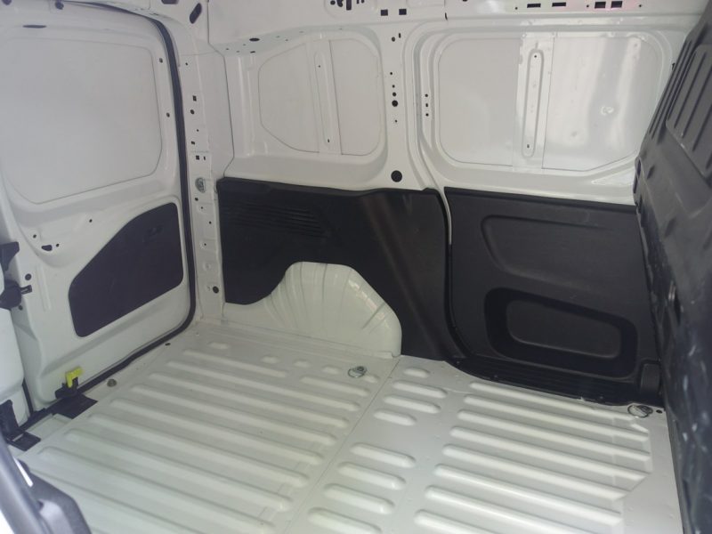 Citroen Berlingo Fv 23%*Navi Kamery* 29 900 netto * Org.Lakier Serwis *1.6 HDI 100 KM*