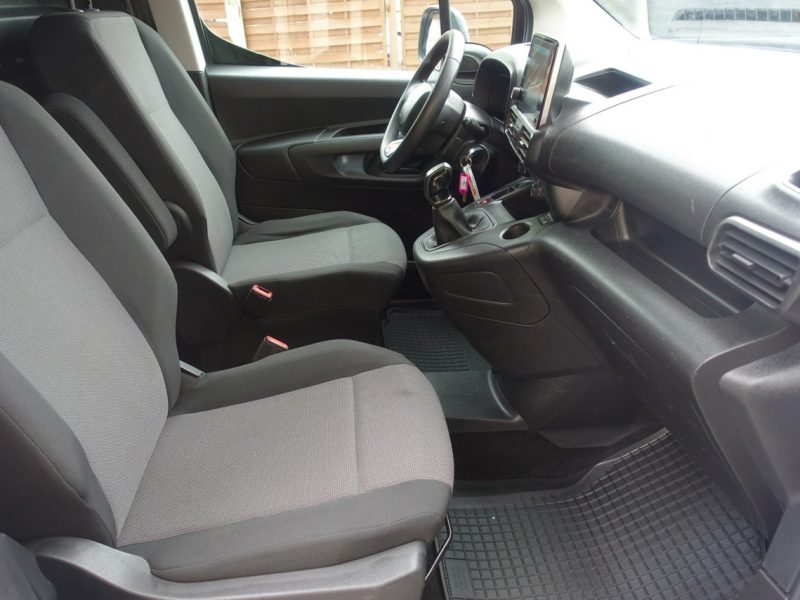 Citroen Berlingo Fv 23%*Navi Kamery* 29 900 netto * Org.Lakier Serwis *1.6 HDI 100 KM*