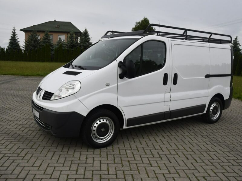 Renault Trafic 2,0dci 3 Osoby El.szyby.Centralka.Serwis.Klimatyzacja.Hak.kredyt.OKAZJ