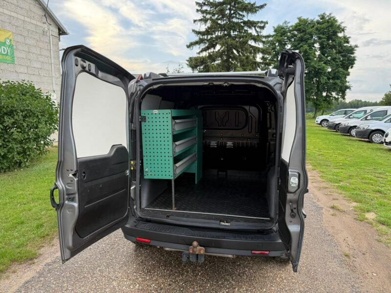 Fiat Doblo 1.4Tjet 120KM z Nowym LPG przebieg 95 tys km 2x boczne drzwi